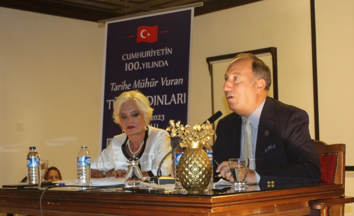 İnebolu’da “Tarihe Mühür Vuran Türk Kadınları” Konferansı düzenlendi