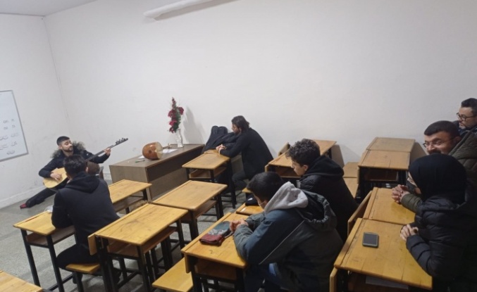 İnebolu Halk Eğitim Merkezi’nde bağlama kursu açıldı