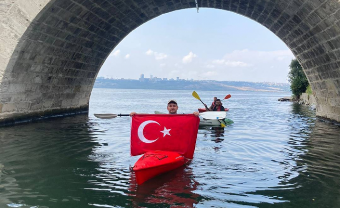 İstanbul'dan İnebolu'ya kano ile kürek çekerek gelecekler